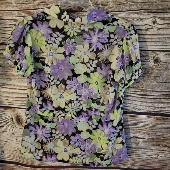 "Sag Harbor " Woman's shirt sleeve sheer top Size: PM Pre-owned - Picture 4 of 6